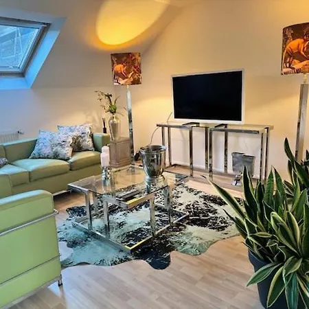 - Gemütliches Dachgeschoss Apartamento Viersen